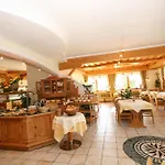 Alpenhotel Neuwirt